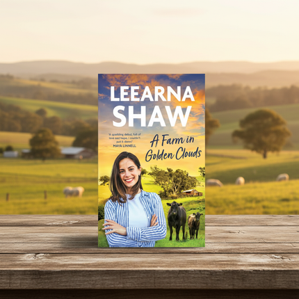 A Farm in Golden Clouds: A Heartwarming Rural Romance by Leearna Shaw
