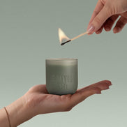 SMITH & CO. Amber & Freesia Candle 80g