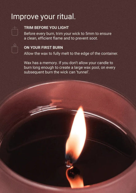 SMITH & CO Black Oud & Saffron Scented Candle 250g