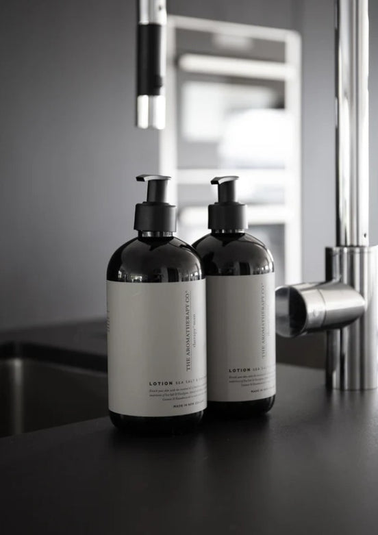 THERAPY MAN Sea Salt & Sandalwood Hand & Body Wash