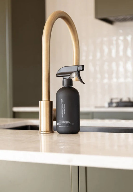 Golden Pear & Vanilla Surface Spray